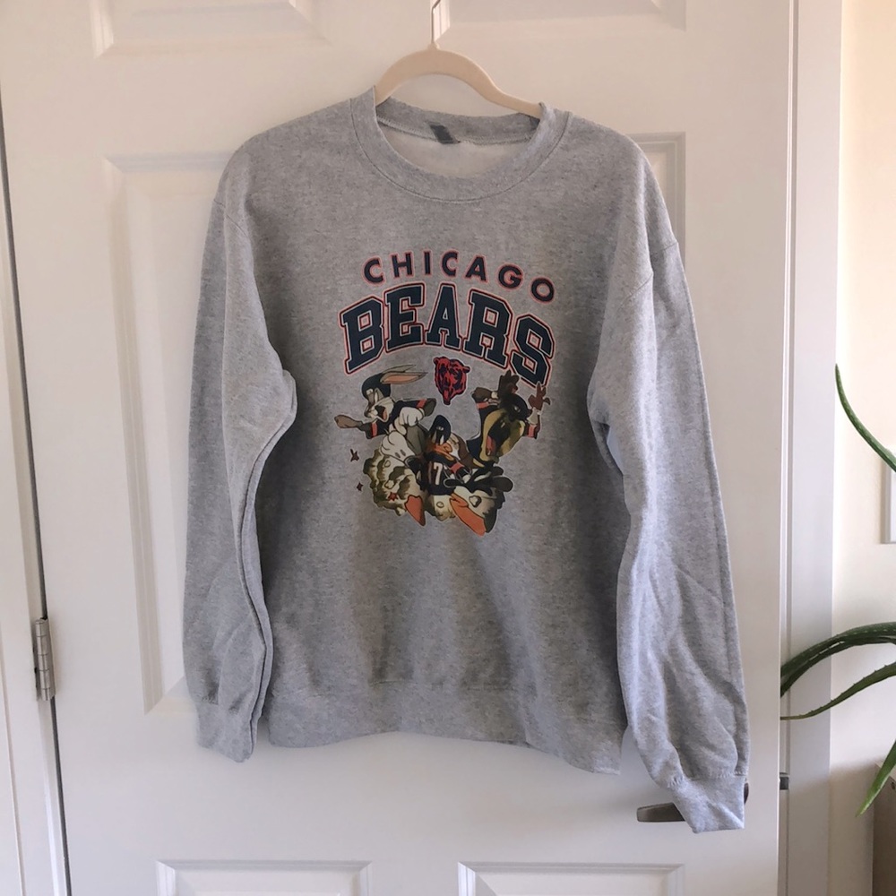 Vintage-Looking NWOT Chicago Bears Loony Tunes Sweatshirts